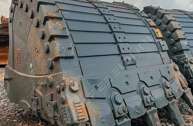 Gold mining in Africa with super-reinforced buckets made by Professional!